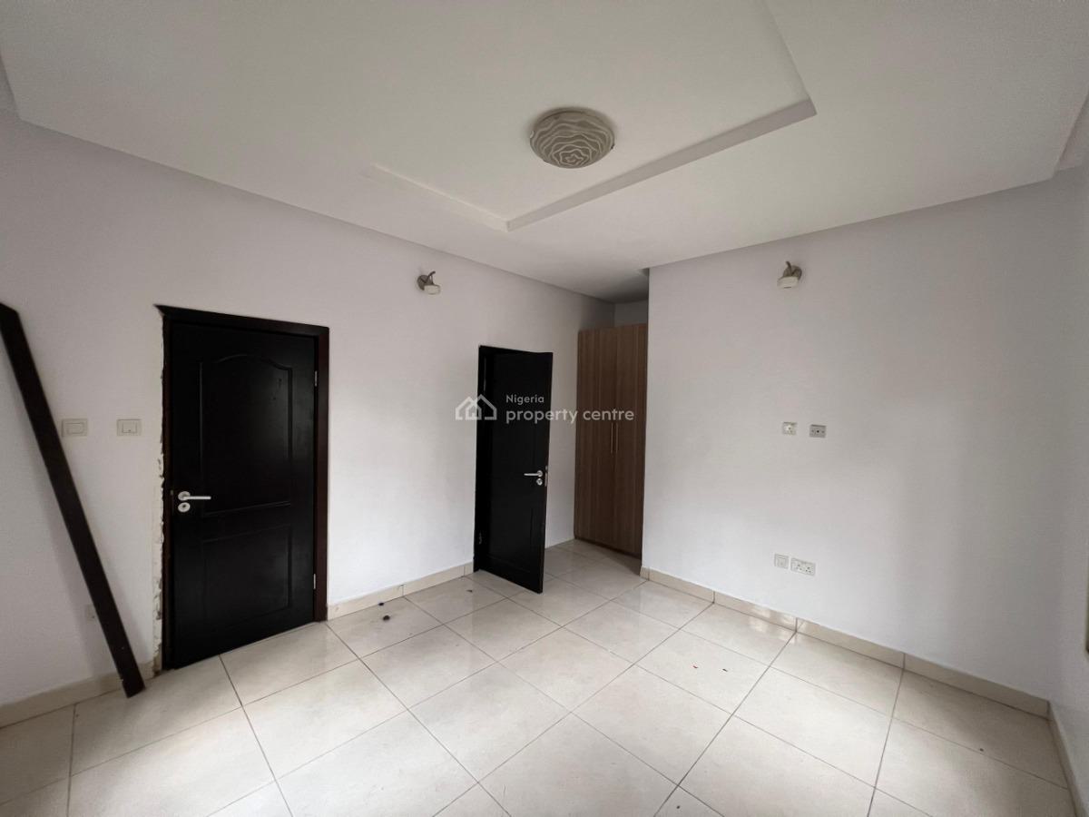2 Bedroom Fully Fitted Apartment, Lekki Phase 1, Lekki, Lagos, Flat / Apartment for Rent