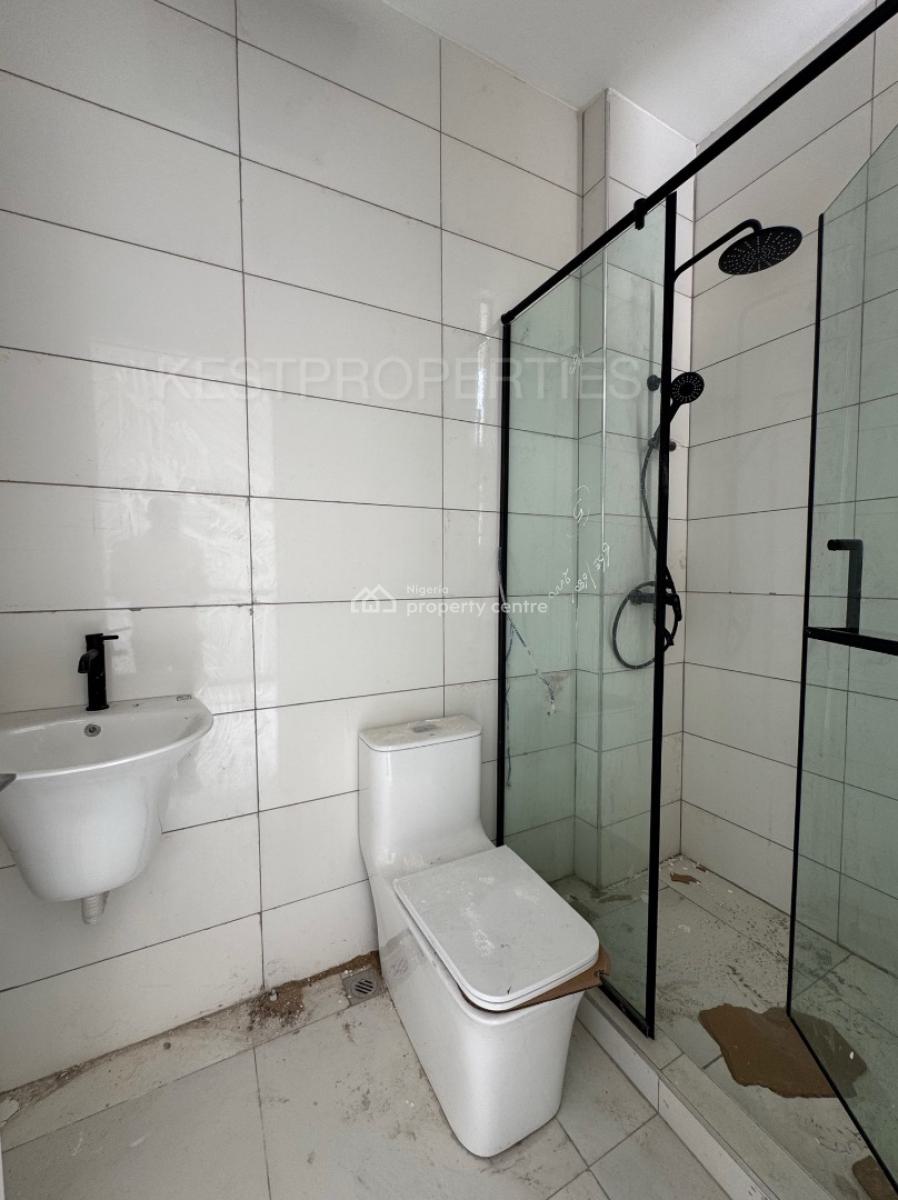 2 Bedroom Apartment with Pool, Gym, Concierge, Elevator, Right, Lekki Phase 1, Lekki, Lagos, Flat / Apartment for Sale
