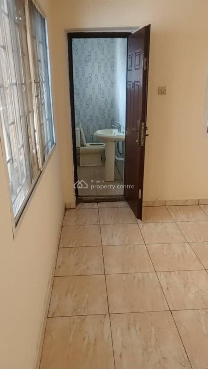 Spacious 3 Bedroom Apartment in a Clean Compound, Ajah, Lagos, Flat / Apartment for Rent