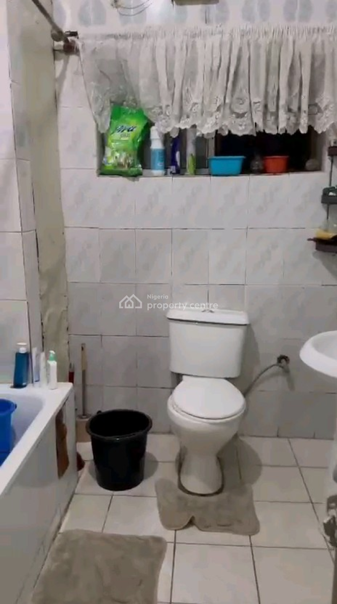 Spacious 3-bedroom Flat, Nnpc Estate, Area 11, Garki, Abuja, House for Sale