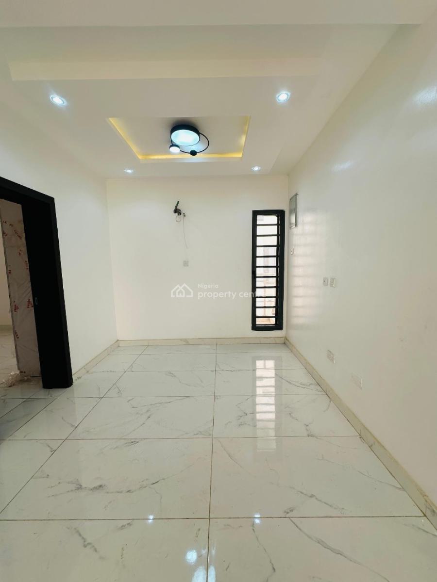 Spaciously Built 5 Bedroom Fully Detached Duplex with Bq, Omole Phase 1, Ikeja, Lagos, Detached Duplex for Sale