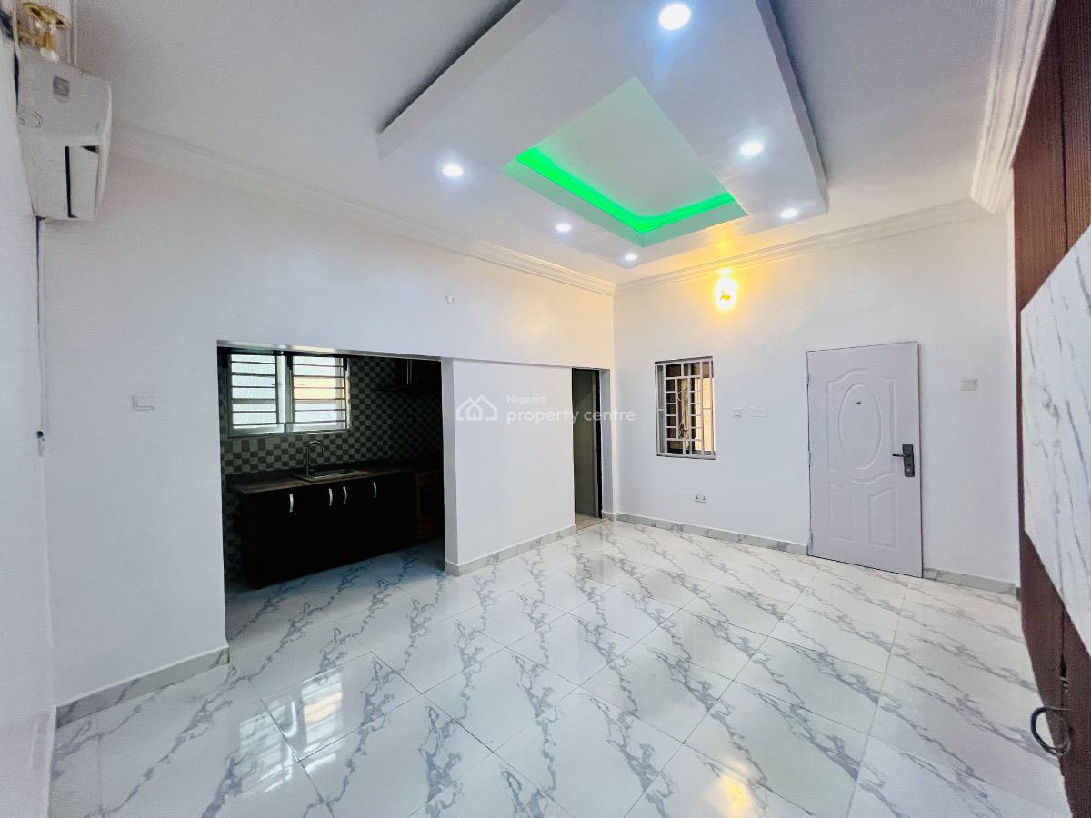 Lovely 3 Bedroom Apartment, Lekki Phase 1, Lekki Phase 1, Lekki, Lagos, Flat / Apartment for Rent