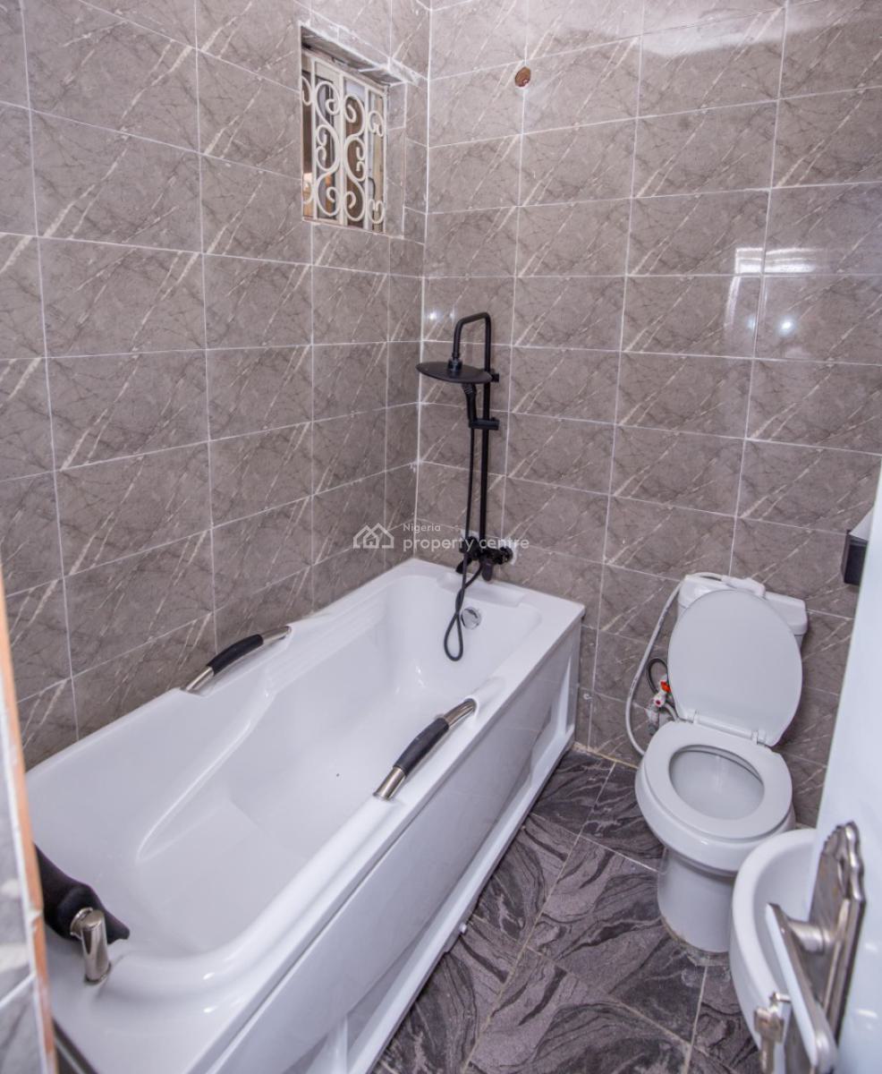 Fully Furnished and Serviced 3 Bedroom Apartment with Pool &gym, Oniru, Victoria Island (vi), Lagos, Flat / Apartment for Rent