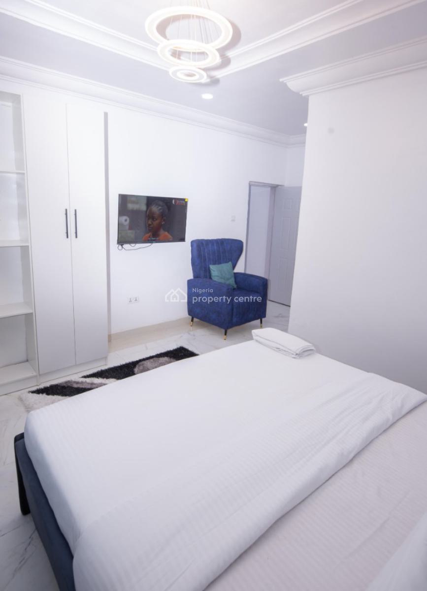 Fully Furnished and Serviced 3 Bedroom Apartment with Pool &gym, Oniru, Victoria Island (vi), Lagos, Flat / Apartment for Rent