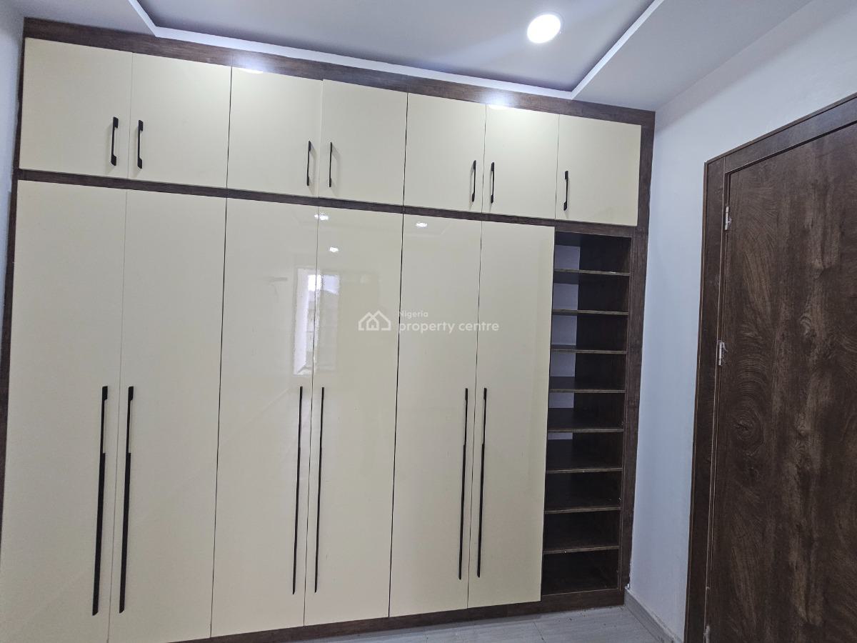 Strategically Located 2 Bedroom Apartments, Ikate, Lekki, Lagos, Flat / Apartment for Sale