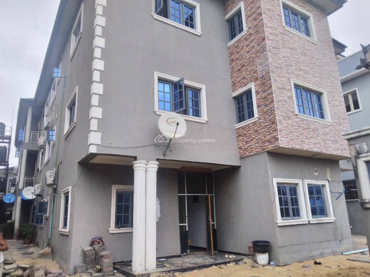 Three (3) Bedroom Flat (downstairs), Ikate Elegushi, Lekki, Lagos, Flat / Apartment for Rent