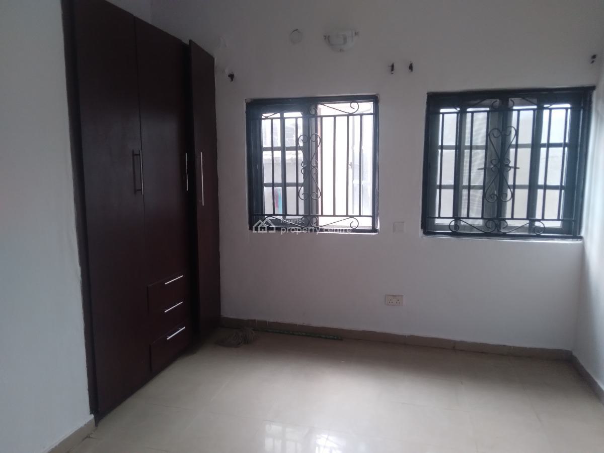 Three (3) Bedroom Flat (downstairs), Ikate Elegushi, Lekki, Lagos, Flat / Apartment for Rent