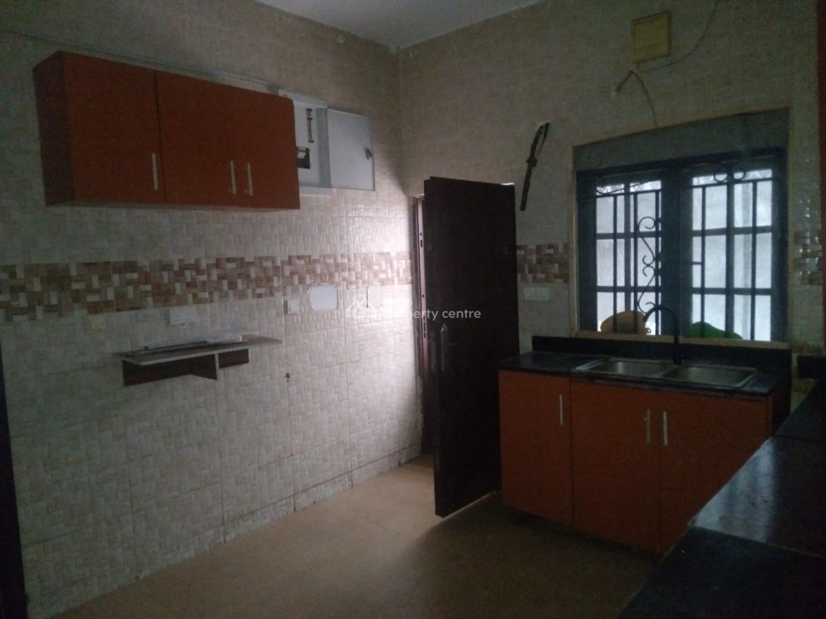 Three (3) Bedroom Flat (downstairs), Ikate Elegushi, Lekki, Lagos, Flat / Apartment for Rent