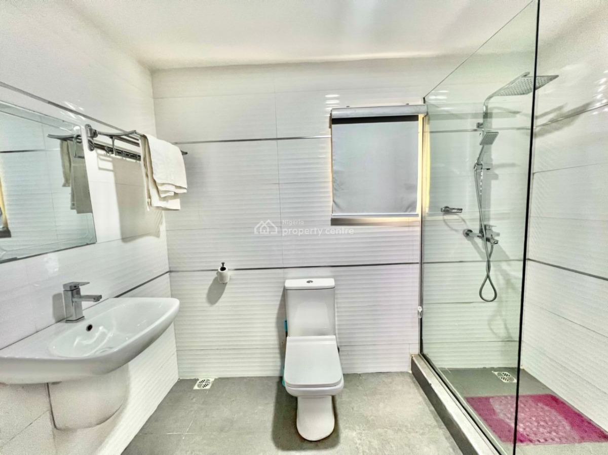 Favorite Luxury Studio Apartment, No 3c Dr Adewale Oshin Street, Lekki Phase 1, Lekki, Lagos, Mini Flat (room and Parlour) Short Let