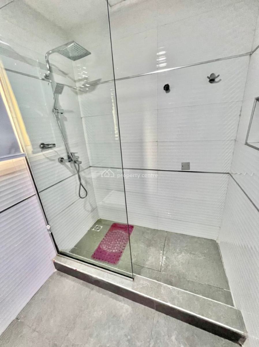 Favorite Luxury Studio Apartment, No 3c Dr Adewale Oshin Street, Lekki Phase 1, Lekki, Lagos, Mini Flat (room and Parlour) Short Let