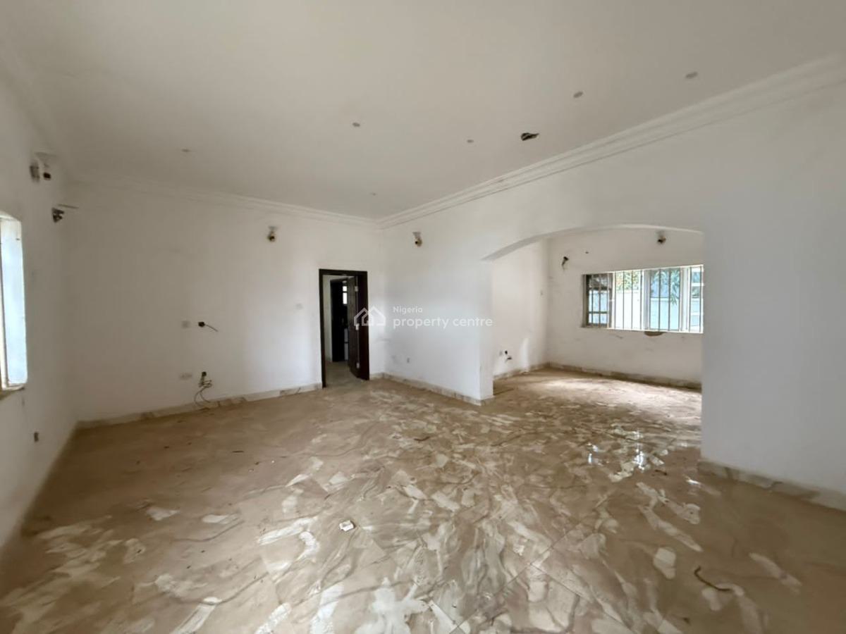 Well Finished 12units of 4 Beds& 8 Units of 5 Beds Duplexes with Bq, Guzape District, Abuja, Terraced Duplex for Rent