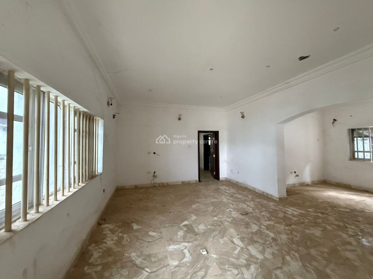 Well Finished 12units of 4 Beds& 8 Units of 5 Beds Duplexes with Bq, Guzape District, Abuja, Terraced Duplex for Rent
