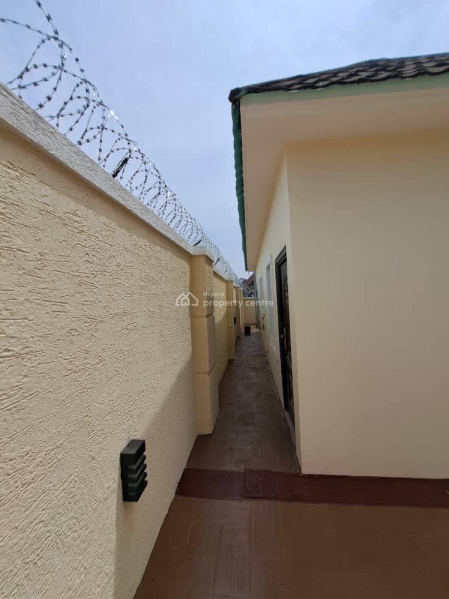 Exquisitely Built 4 Bedroom Detached Duplex with 2 Room Bq & Gatehouse, Sunnyvale Junction, Lokogoma District, Abuja, Detached Duplex for Sale