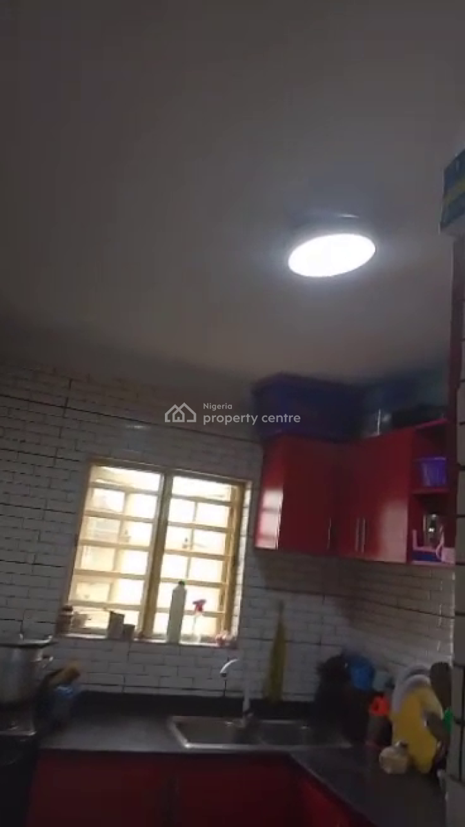 3bedroom Flat, Abesan Estate, Abesan, Ipaja, Lagos, Flat / Apartment for Sale