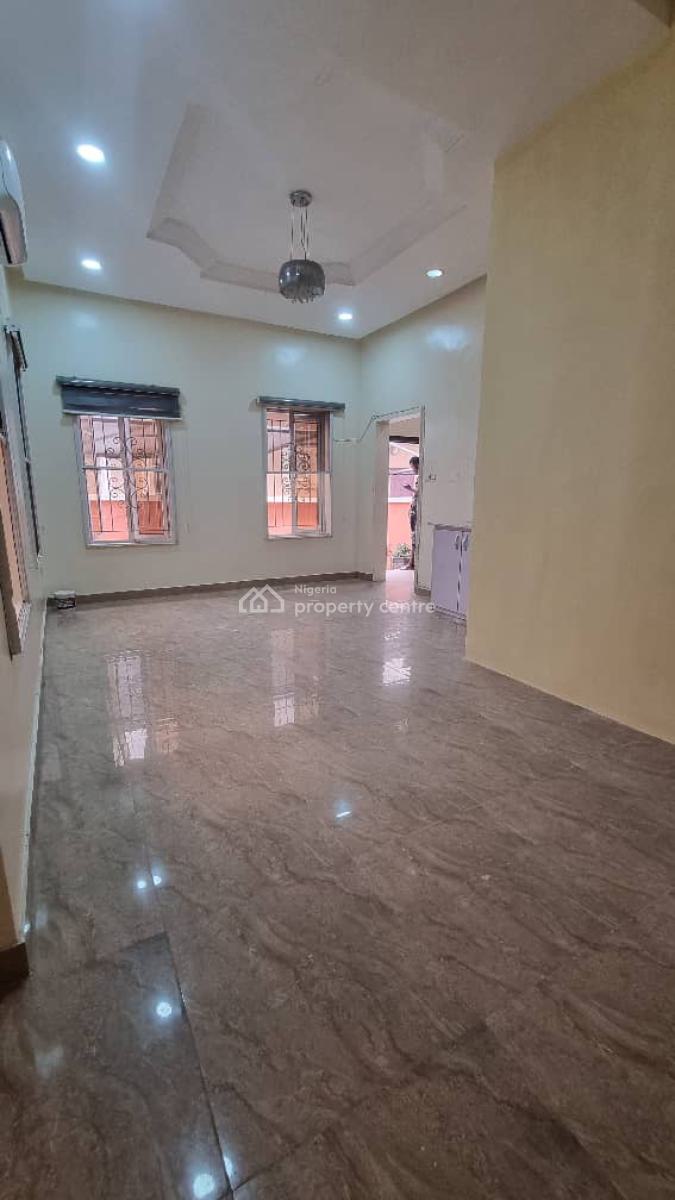 Spacious Studio Apartment in a Secure Environment, Chevron, Lekki, Lagos, Self Contain (single Rooms) for Rent