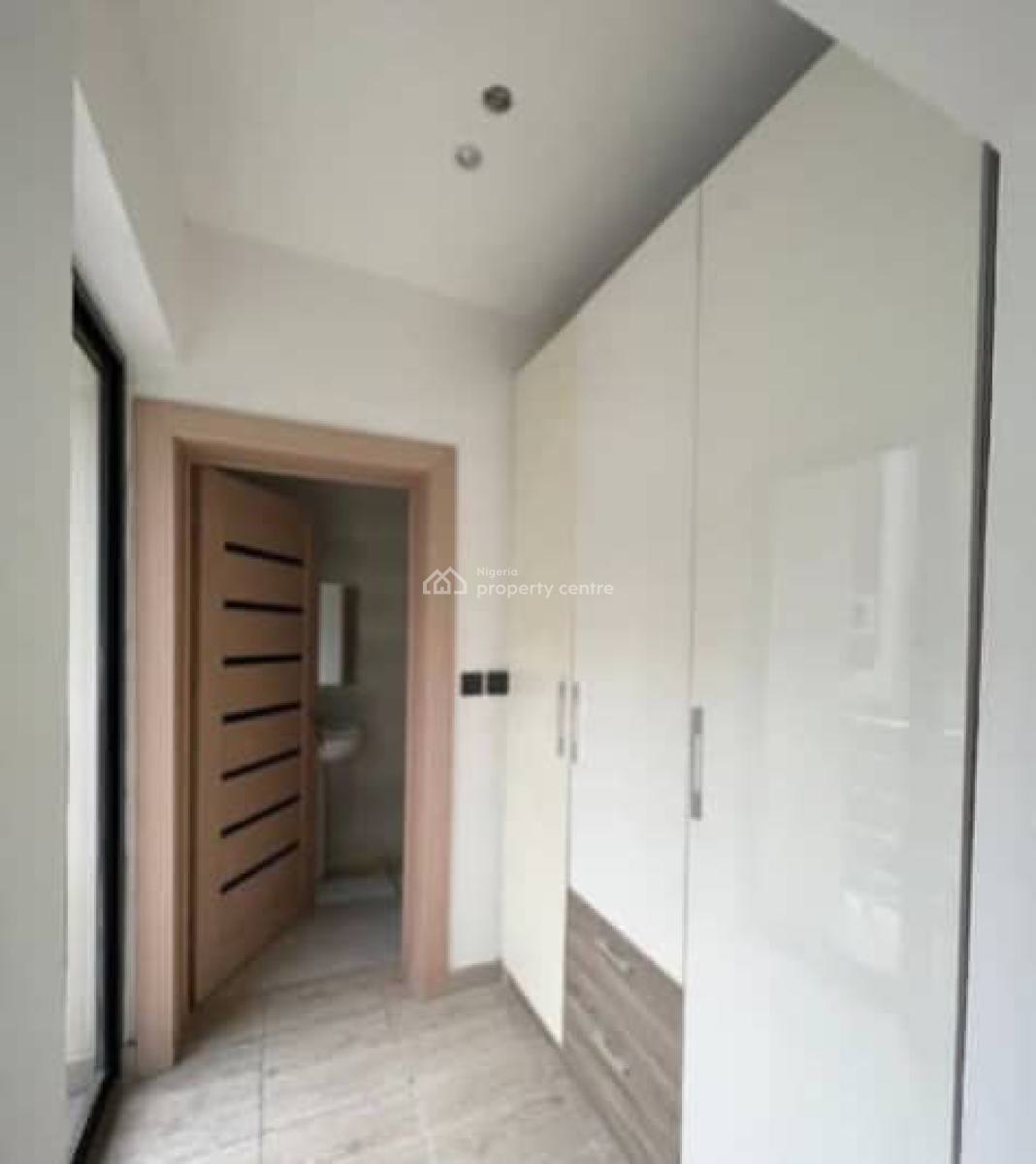 Luxury Spacious 4 Bedroom Terrace  with Pool & Bq, Lekki Phase 1, Lekki, Lagos, Terraced Duplex for Rent