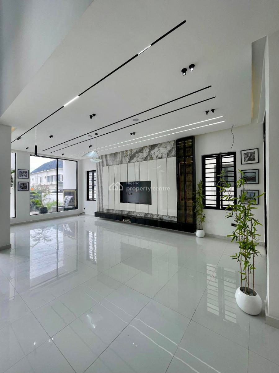 Top-tier 5-bedroom Signature Home, Chevron, Lekki, Lagos, Detached Duplex for Sale
