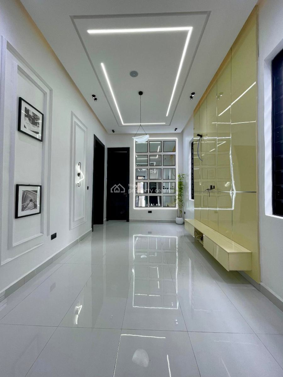 Top-tier 5-bedroom Signature Home, Chevron, Lekki, Lagos, Detached Duplex for Sale