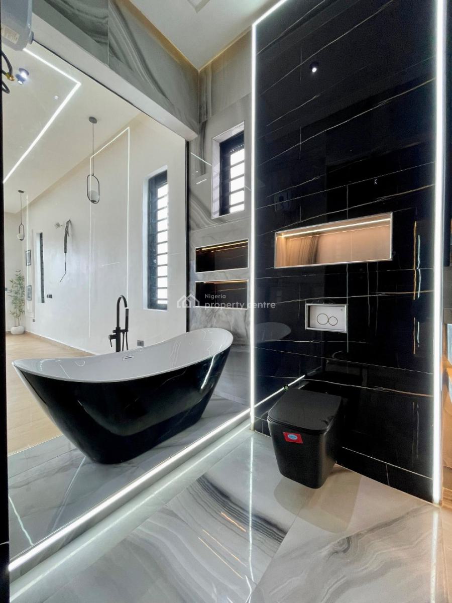 Top-tier 5-bedroom Signature Home, Chevron, Lekki, Lagos, Detached Duplex for Sale