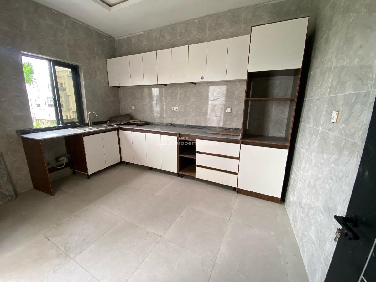 Brand New Luxury 2 Bedroom Flat, Abraham Adesanya Scheme, Ajah, Lagos, Flat / Apartment for Rent