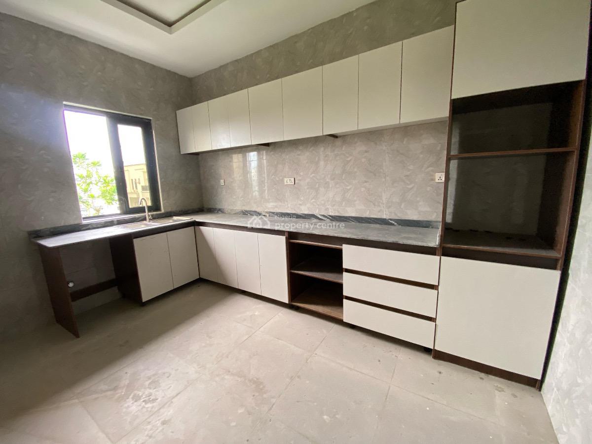 Brand New Luxury 2 Bedroom Flat, Abraham Adesanya Scheme, Ajah, Lagos, Flat / Apartment for Rent