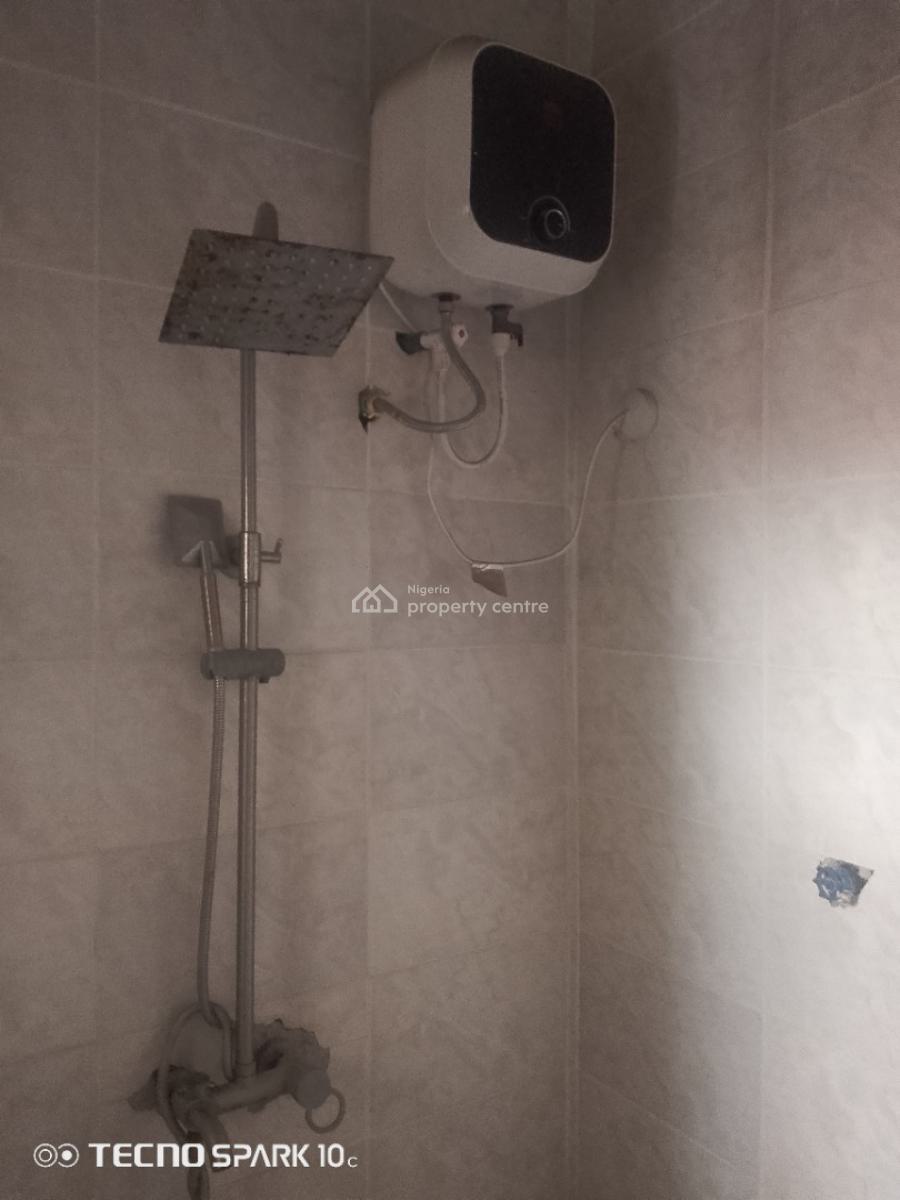 Executive 3 Bedroom Apartment, Apollo Estate, Alapere, Ketu, Lagos, Flat / Apartment for Rent