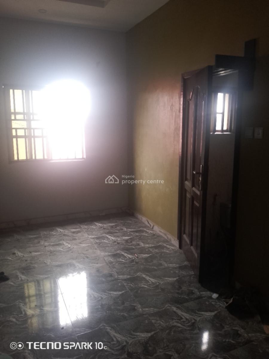 Executive 3 Bedroom Apartment, Apollo Estate, Alapere, Ketu, Lagos, Flat / Apartment for Rent