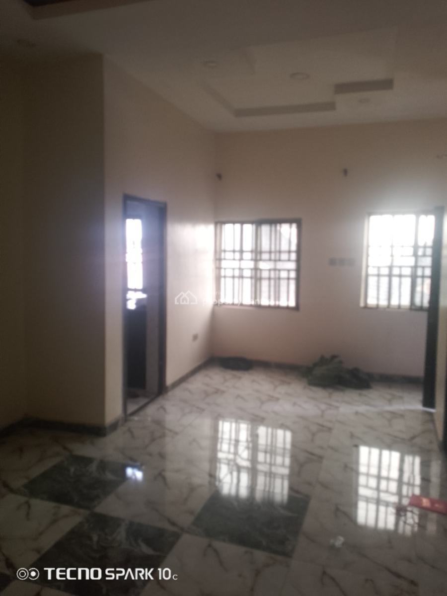 Executive 3 Bedroom Apartment, Apollo Estate, Alapere, Ketu, Lagos, Flat / Apartment for Rent