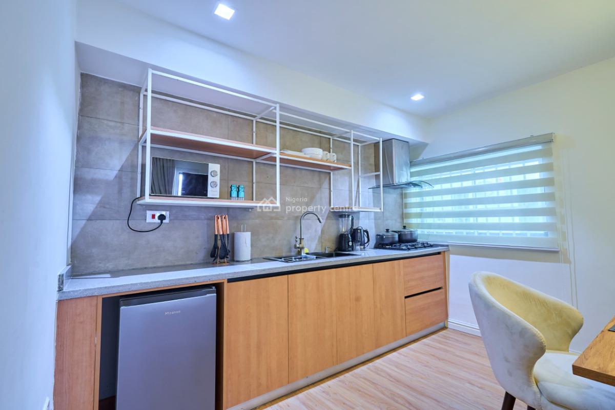 Urban Styled 2 Bedroom Apartment with Excellent Facilities, Omorhire Johnson Street, Lekki Phase 1, Lekki, Lagos, Flat / Apartment Short Let