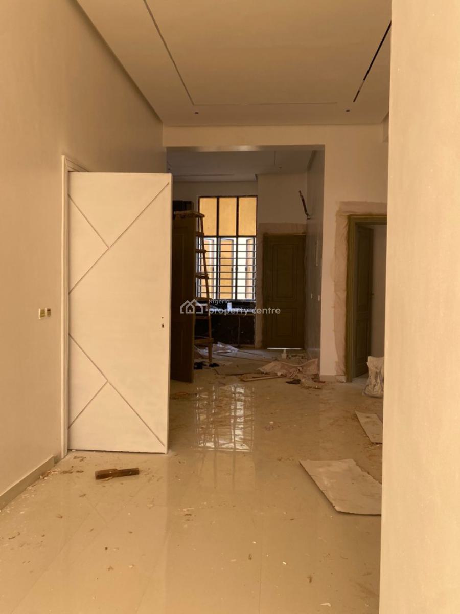 Modern 3-bedroom Apartments with Swimming Pool, Lekki Phase 1, Lekki, Lagos, Flat / Apartment for Sale