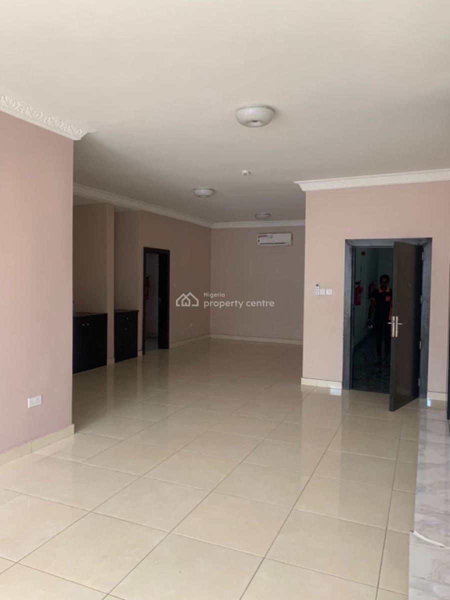 Neat 3 Bedroom Apartment Within a Secured Environment, Chevron, Lekki, Lagos, Flat / Apartment for Rent
