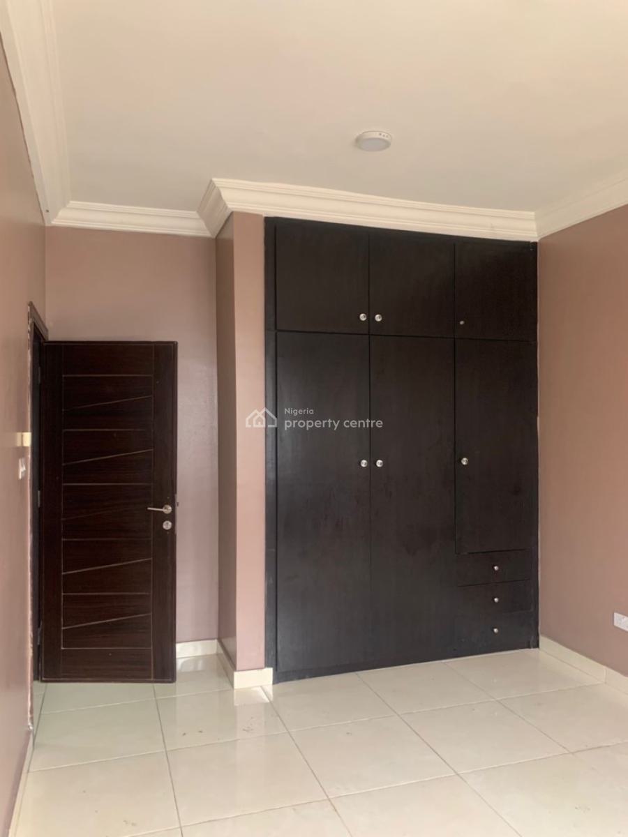 Neat 3 Bedroom Apartment Within a Secured Environment, Chevron, Lekki, Lagos, Flat / Apartment for Rent
