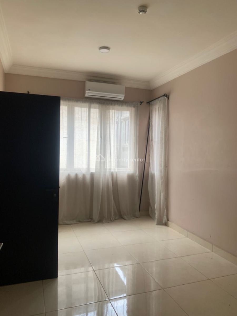 Neat 3 Bedroom Apartment Within a Secured Environment, Chevron, Lekki, Lagos, Flat / Apartment for Rent