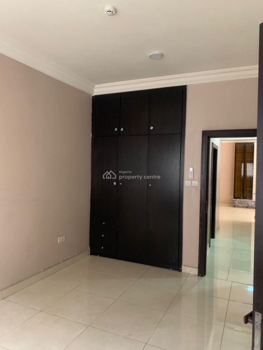 Neat 3 Bedroom Apartment Within a Secured Environment, Chevron, Lekki, Lagos, Flat / Apartment for Rent