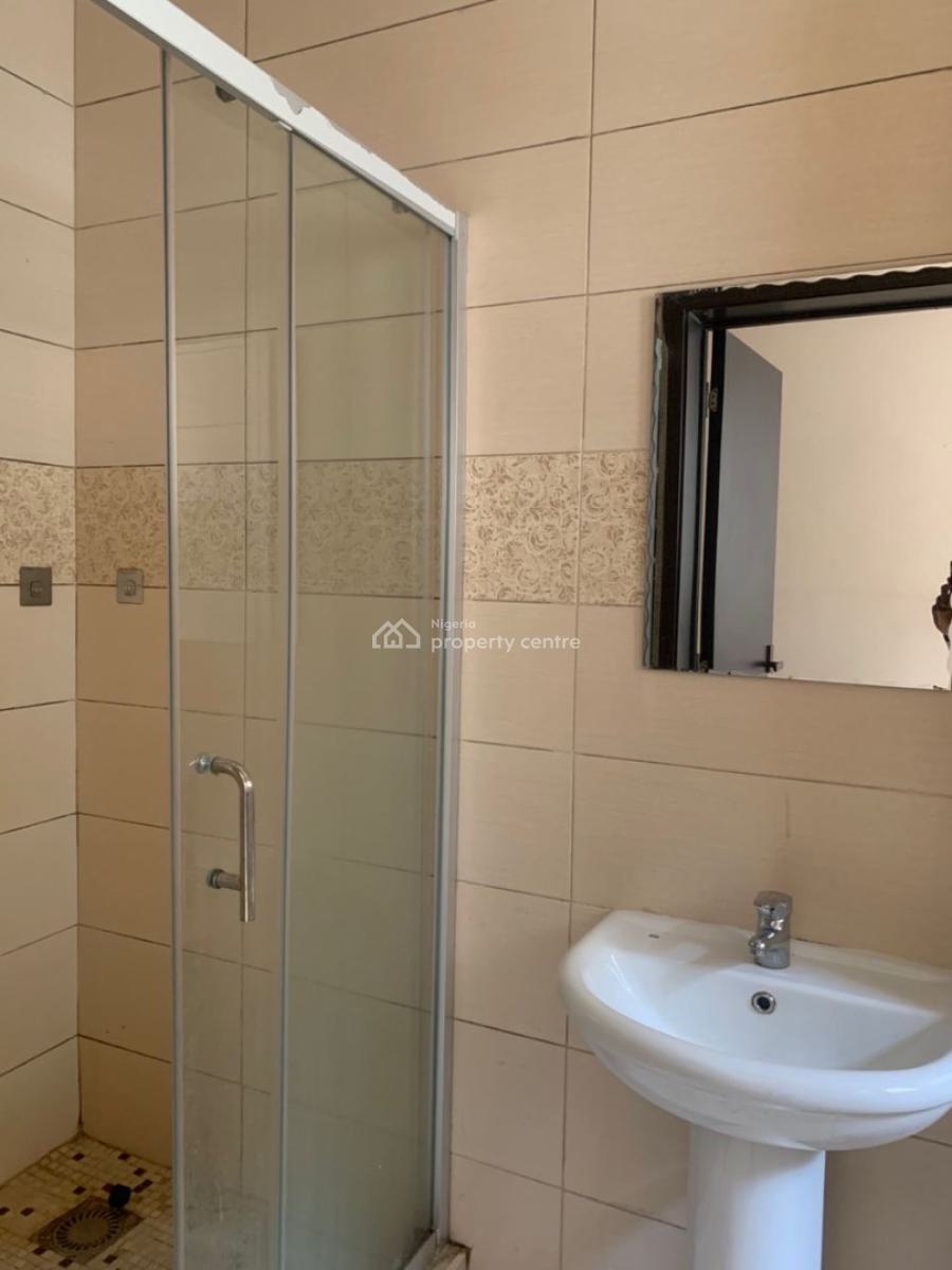 Neat 3 Bedroom Apartment Within a Secured Environment, Chevron, Lekki, Lagos, Flat / Apartment for Rent