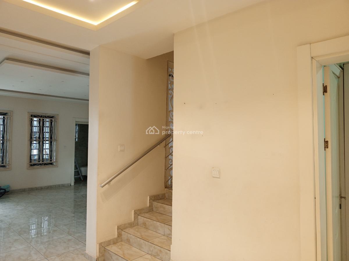 Luxury 4 Bedroom Terrace Duplex with Bq in Secured Estate, Off Admiralty Way, Lekki Phase 1, Lekki, Lagos, Terraced Duplex for Rent