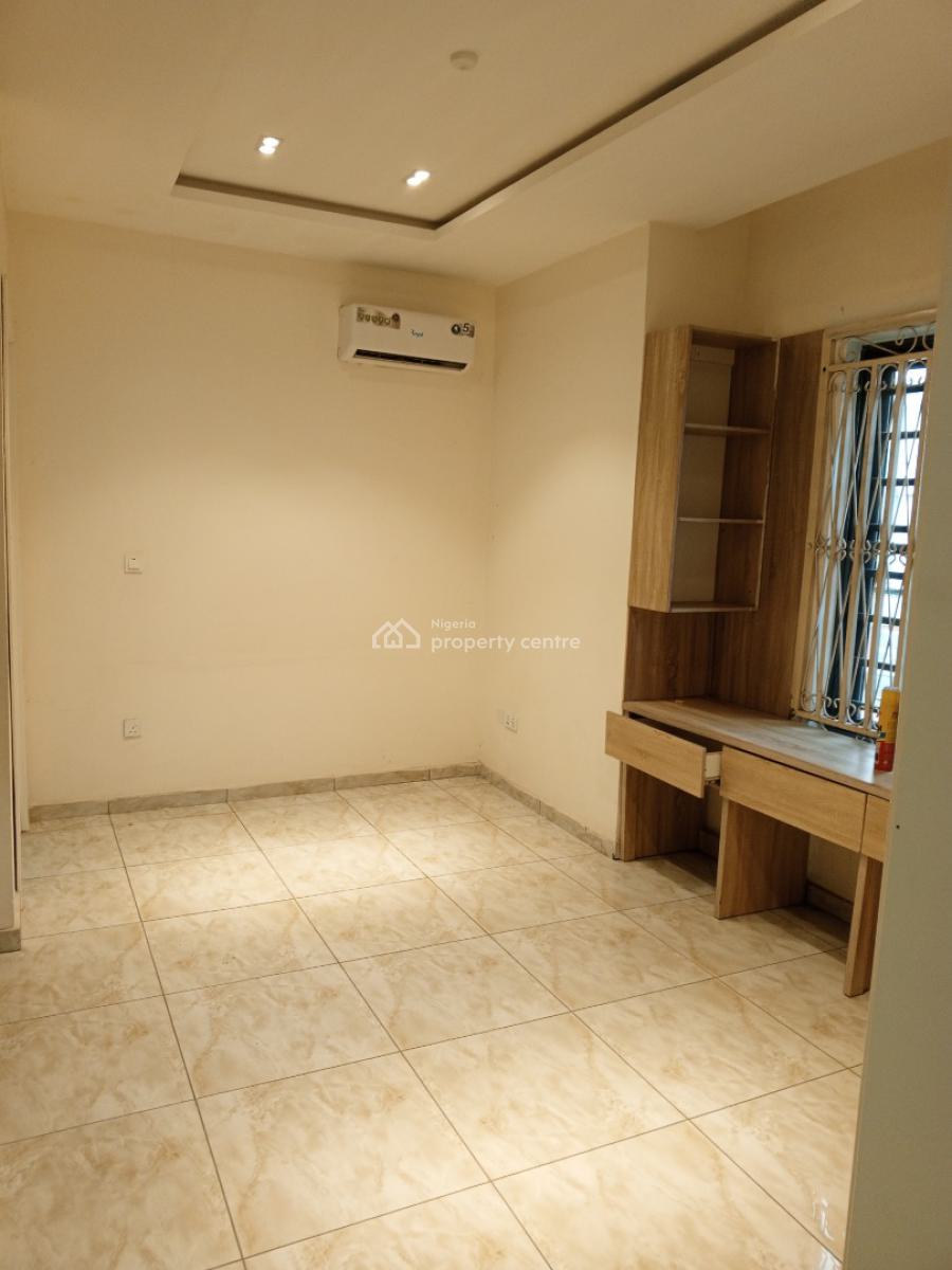 Luxury 4 Bedroom Terrace Duplex with Bq in Secured Estate, Off Admiralty Way, Lekki Phase 1, Lekki, Lagos, Terraced Duplex for Rent