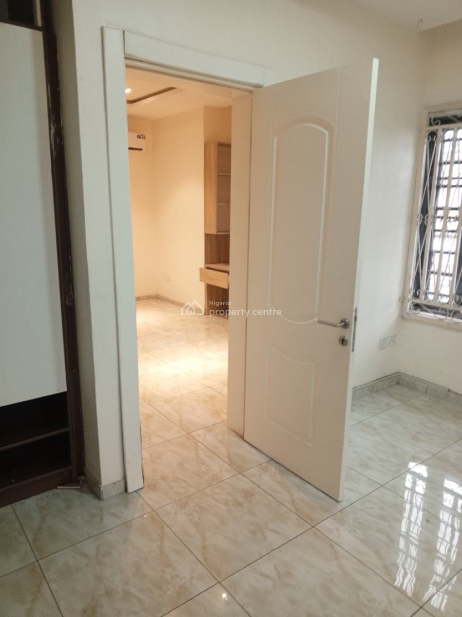 Luxury 4 Bedroom Terrace Duplex with Bq in Secured Estate, Off Admiralty Way, Lekki Phase 1, Lekki, Lagos, Terraced Duplex for Rent