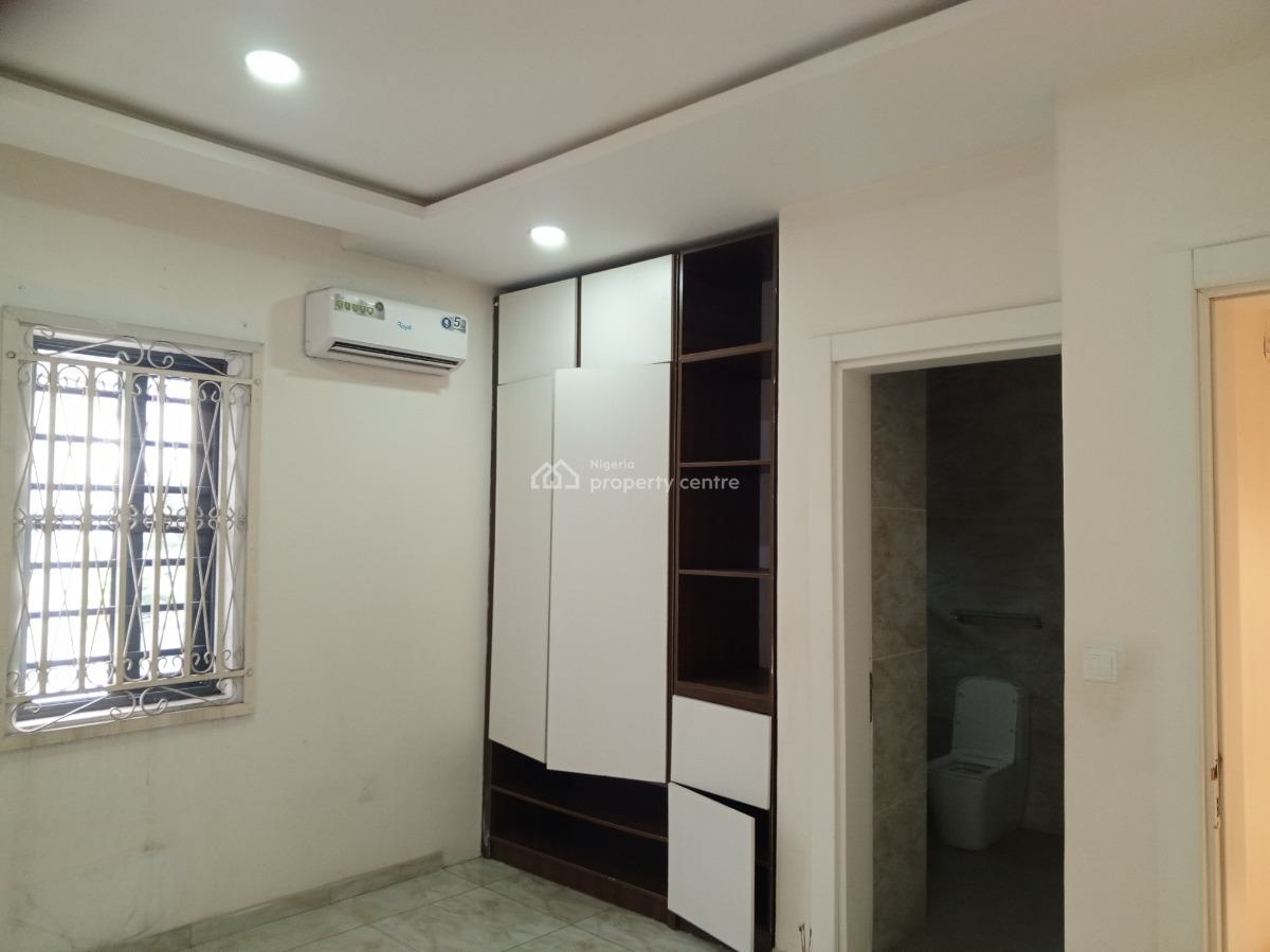 Luxury 4 Bedroom Terrace Duplex with Bq in Secured Estate, Off Admiralty Way, Lekki Phase 1, Lekki, Lagos, Terraced Duplex for Rent