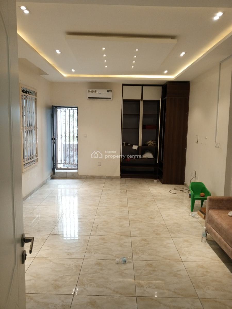 Luxury 4 Bedroom Terrace Duplex with Bq in Secured Estate, Off Admiralty Way, Lekki Phase 1, Lekki, Lagos, Terraced Duplex for Rent