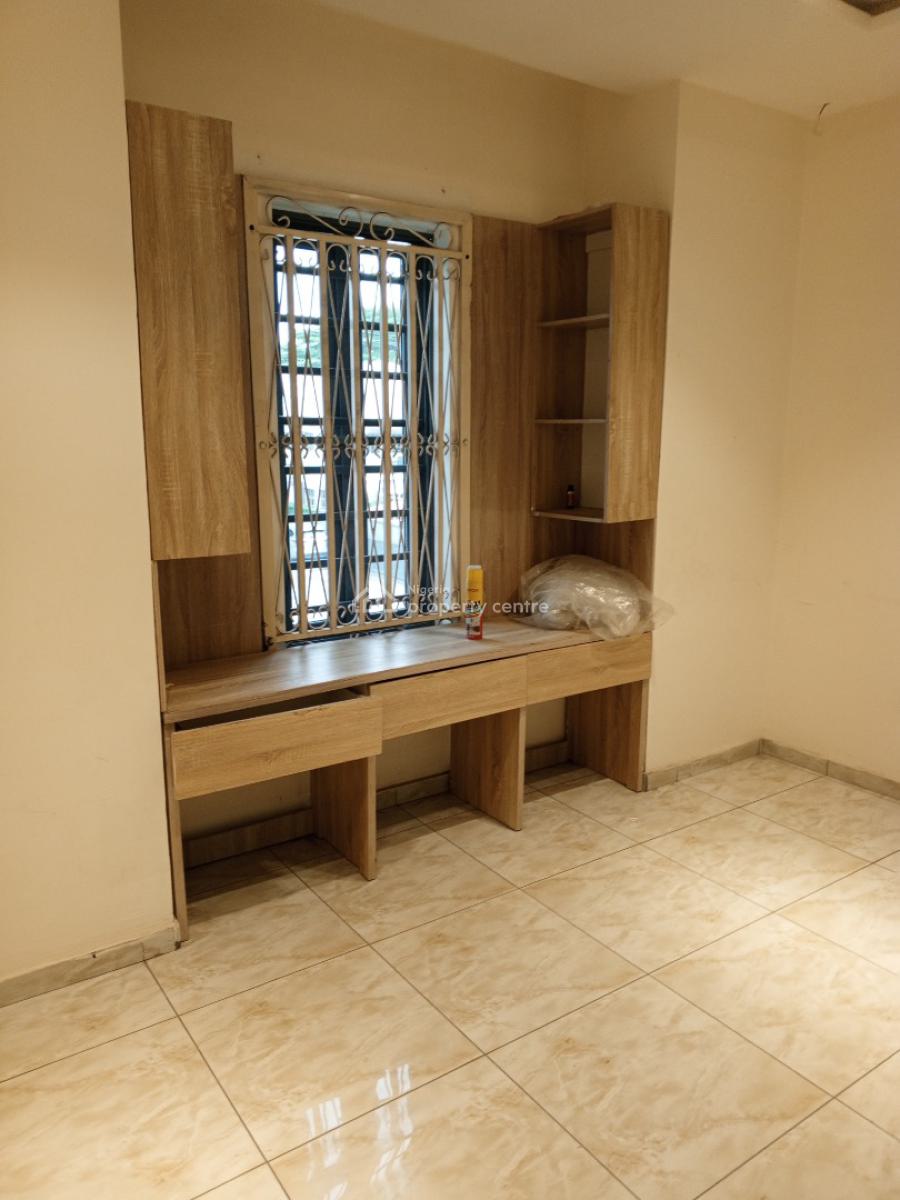 Luxury 4 Bedroom Terrace Duplex with Bq in Secured Estate, Off Admiralty Way, Lekki Phase 1, Lekki, Lagos, Terraced Duplex for Rent