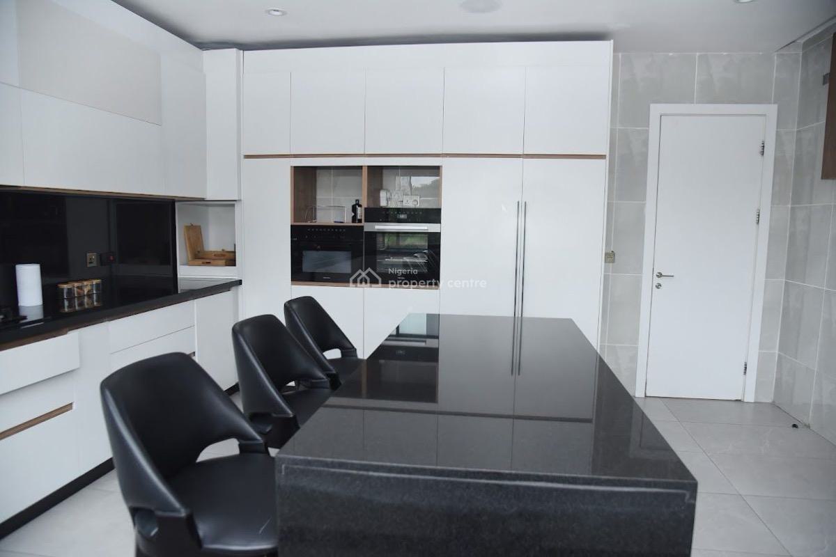 Luxury 3 Bedroom Penthouse with Excellent Facilities, Off Adeola Odeku, Victoria Island (vi), Lagos, Flat / Apartment for Sale
