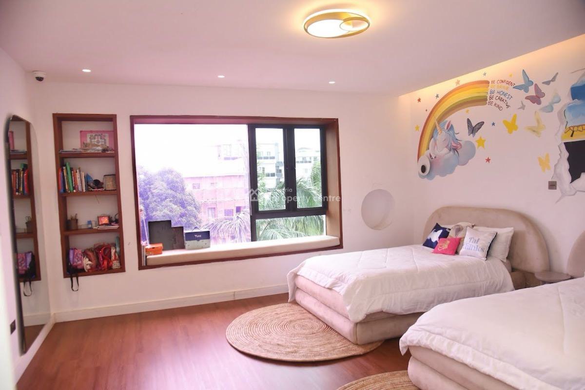 Luxury 3 Bedroom Penthouse with Excellent Facilities, Off Adeola Odeku, Victoria Island (vi), Lagos, Flat / Apartment for Sale