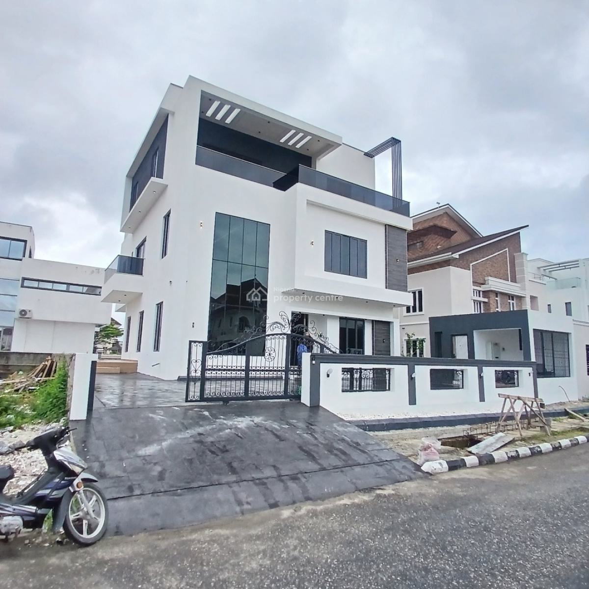 Gigantic 5 Bedroom Mansion Within a Highly Sought After Estate, Pinnock Beach Estate, Osapa, Lekki, Lagos, Detached Duplex for Sale