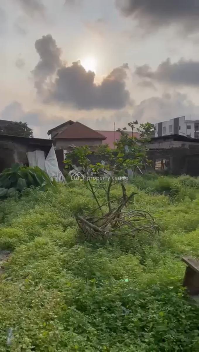 an Empty Land Measuring 500sqm Is Up for a Distress Purchase, Off Akobi Street, Surulere, Lagos, Land for Sale