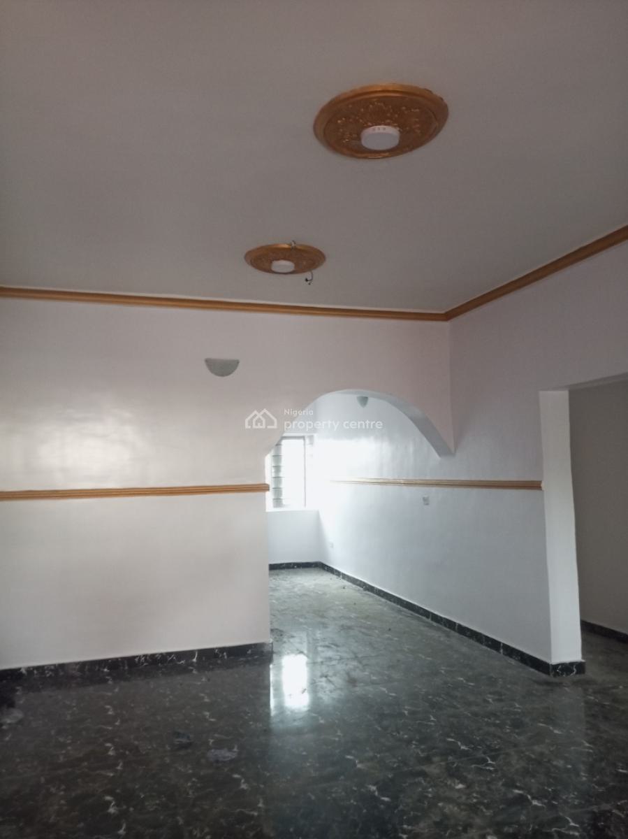 Clean 2 Bedroom, Bucknor Estate, Isolo, Lagos, Flat / Apartment for Rent