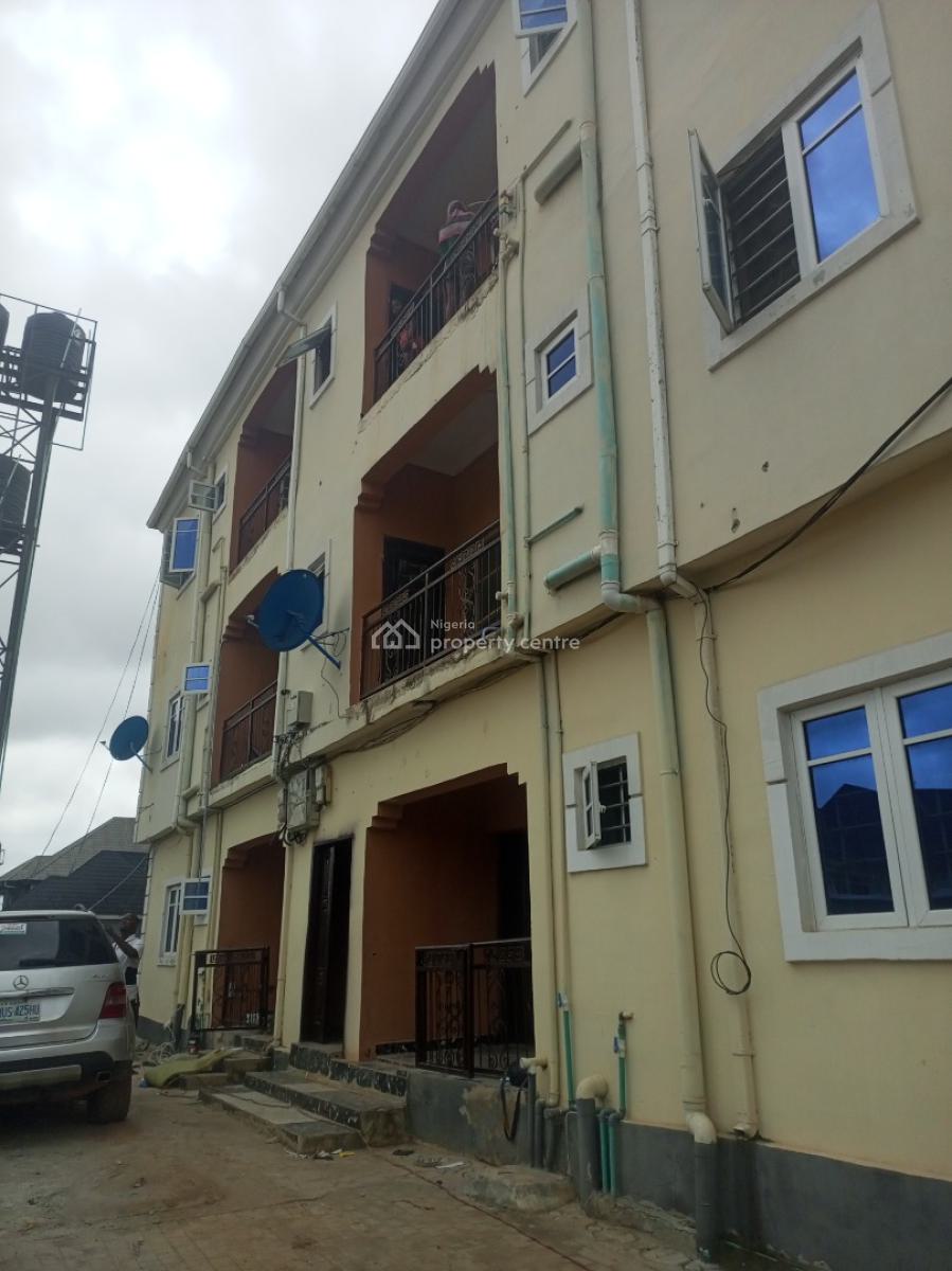 Clean 2 Bedroom, Bucknor Estate, Isolo, Lagos, Flat / Apartment for Rent