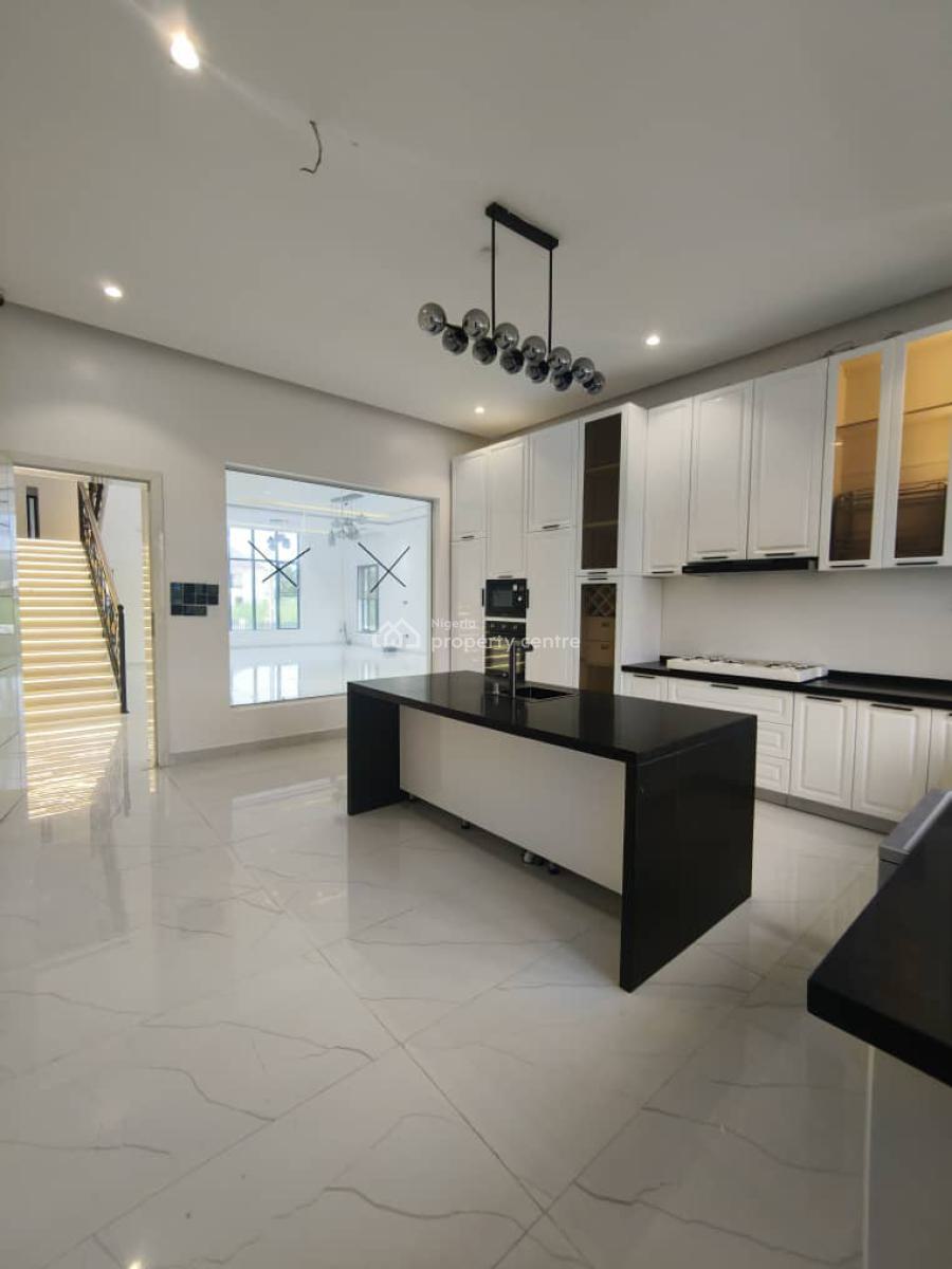 Luxurious Well Built with Details 5 Bedroom Fully Detached Dupled with 2 Rooms, Chevron, Lekki, Lagos, Detached Duplex for Sale