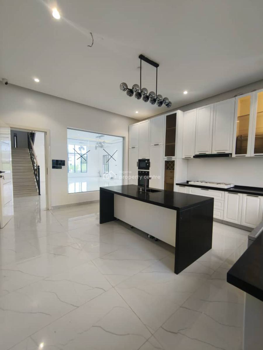 Luxurious Well Built with Details 5 Bedroom Fully Detached Dupled with 2 Rooms, Chevron, Lekki, Lagos, Detached Duplex for Sale