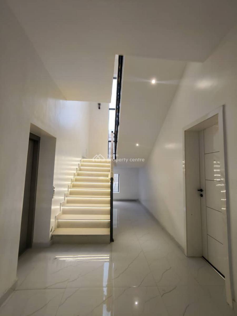 Luxurious Well Built with Details 5 Bedroom Fully Detached Dupled with 2 Rooms, Chevron, Lekki, Lagos, Detached Duplex for Sale